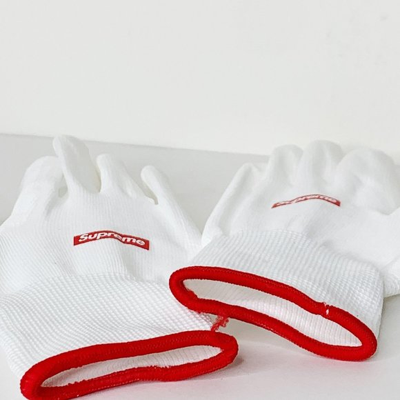 Supreme Rubberized 2020 Gloves NEW IN PLASTIC $125 - Picture 2 of 8
